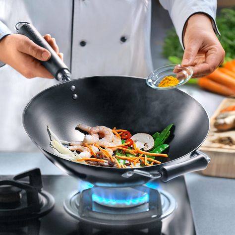 China Wok, Food Utensils, Best Wok, Carbon Steel Wok, Good Food Ideas, Wok Cooking, Ramen Restaurant, Alfredo Sauce Recipe, Steam Cooking