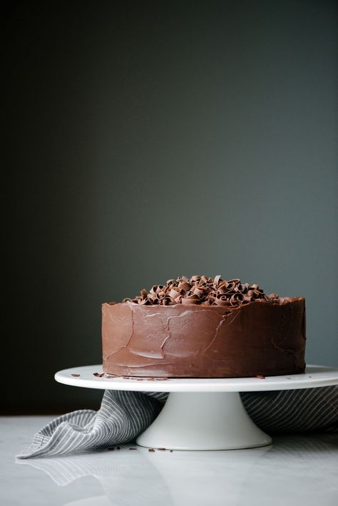 Food Photography Dessert, Chocolate Ganache Cake, Chocolate Photos, Ganache Cake, Dessert Photography, Cake Photo, Cake Photography, Celebration Cake, Chocolate Cakes