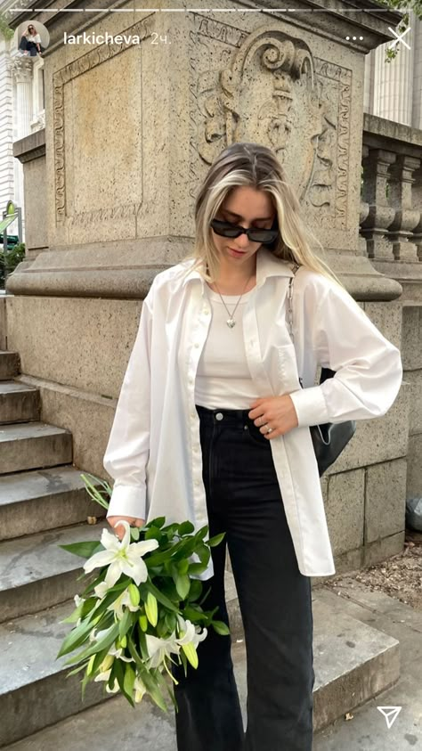 White Open Button Down Shirt Outfit, Black Jeans And Shirt Outfit Women, Outfits White Button Down Shirt, End Of Summer Fits, Button Up Shirt Casual Outfit, Aesthetic Outfits With White Shirt, Outfits With White Button Down, Outfits With White Shirts Casual, White Shirt And Black Jeans Outfit