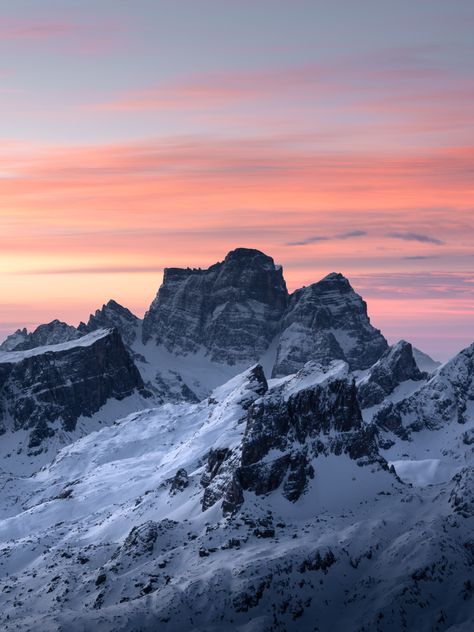 Snow Covered Mountain ¡¤ Free Stock Photo, #Mountain, #Covered, #Stock, #Photo, #Snow Free Photography Courses, Surrealism Fashion, Aesthetic Nature Photography, Travel Photo Album, Photography Mountains, Mountain Landscape Photography, Teddy Day, Mountain Snow, Golden Hour Photography