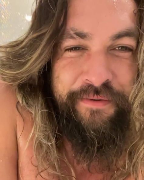 Jason Momoa Selfie, Jason Momoa Hair, Id Card Photo Makeup, Jason Momoa Movies, Mila Kunis Hair, Allan Jackson, Jason Momoa Shirtless, Jason Momoa Aquaman, Cool Nike Wallpapers