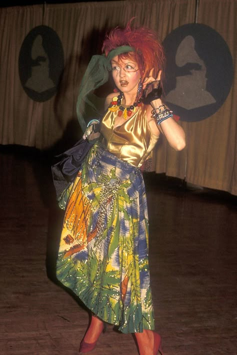 The Most Outrageous Grammy's Outfits in History: Cyndi Lauper Cindy Lauper Costume, Cyndi Lauper Costume, Grammys Outfits, Cindy Lauper 80's, Grammy Outfits, Cindy Lauper, Grammy Dresses, Outrageous Fashion, Grammys Red Carpet