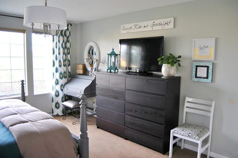 the idea to put two malm ikea dressers side by side 2 Dressers In Bedroom Layout, Dressers Next To Bed, Tv Over Dresser, Tv Over Dresser In Bedroom, Dressers In Bedroom, Master Dresser Decor, Dresser In Bedroom, 2 Dressers, Two Dressers