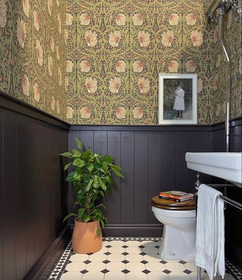 Toilet Bathroom Design, Victorian Flooring, Wallpaper Toilet, Victorian Toilet, Small Downstairs Toilet, Cloakroom Toilet, Downstairs Wc, Bold Bathroom, Victorian House Interiors