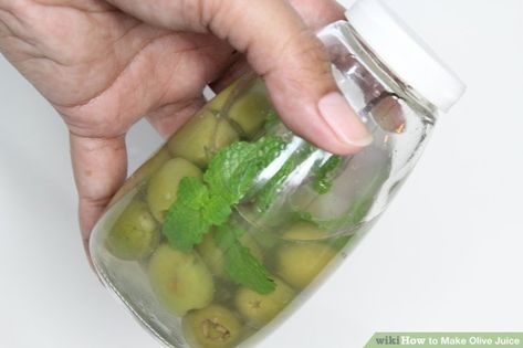 How to Make Olive Juice: 15 Steps (with Pictures) - wikiHow How To Make Juice, Fresh Olives, Olive Jar, Olive Juice, Drinking Party, Peppermint Leaves, Cucumber Tomato, Glass Mason Jars, Green Olives