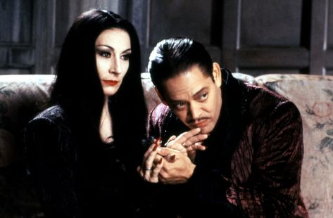 Morticia and Gomez, The Addams Family Gomez Morticia, Morticia Gomez, Morticia And Gomez Addams, Morticia And Gomez, Best Halloween Movies, Gomez And Morticia, Gomez Addams, Carolyn Jones, Anjelica Huston