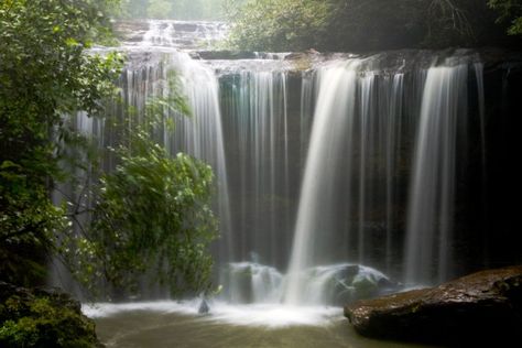 6 swimming holes in SC (3. Brasstown Falls - near Long Creek, SC) Waterfall Swimming, South Carolina Vacation, South Carolina Travel, Waterfall Trail, Mountain Lakes, Waterfall Hikes, Cascade Mountains, Water Falls, Swimming Holes