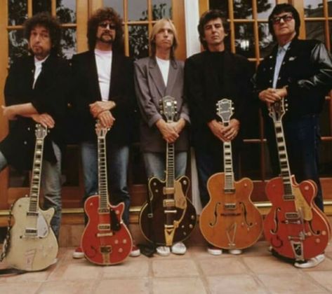 'The Traveling Wilburys' Traveling Wilburys, Travelling Wilburys, Jeff Lynne, Tom Petty And The Heartbreakers, Big O, Roy Orbison, The Monkees, Tom Petty, Cloud Nine