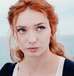 Demelza Poldark Gif, Eleanor Tomlinson Gif, Demelza Poldark, Red Hair Inspiration, Eleanor Tomlinson, Becoming Jane, Charming Man, Aesthetic Gif, The Chaos