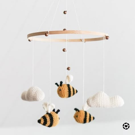 Nursery Crochet, Bumble Bee Theme Nursery, Bee Baby, Crochet Baby Room Decor, Nursery Nature Theme, Bee Theme Nursery, Honey Bee Nursery Theme, Honey Themed Nursery, Nature Theme Nursery