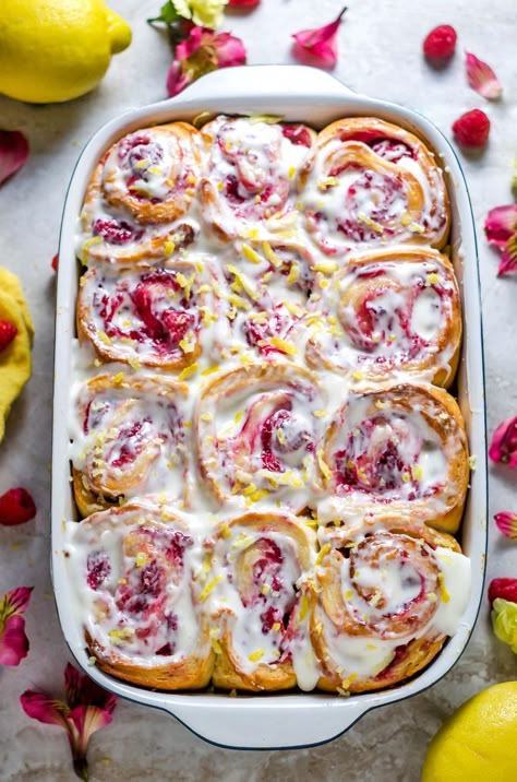 Overnight Raspberry Sweet Rolls with Lemon Cream Cheese Glaze. A brunch-lover's dream. | http://hostthetoast.com Raspberry Sweet Rolls, Lemon Cream Cheese, Cream Cheese Glaze, Raspberry Filling, Lemon Glaze, Hosting Guests, Think Food, Lemon Cream, Sweet Rolls