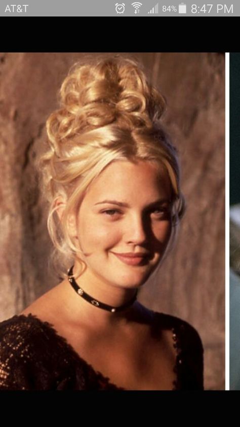 Black Ribbon Choker, 90s Choker, Face Pic, Ribbon Choker, Crimped Hair, 90s Hairstyles, Drew Barrymore, Party Hairstyles, 90s Kids