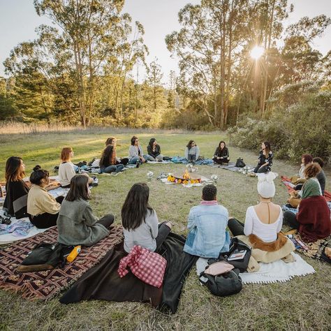 Women’s Circle on Instagram: “A Women’s Circle includes:  Guided Meditation 〰️ Yoga 〰️ Journaling 〰️ Sharing 〰️ Networking . . Sit with intention to reflect on topics…” Women’s Circles, Women’s Circle, Women Workshop, Yoga Journaling, Yoga Circle, Meditation Circle, Full Moon Circle, Wellness Collective, Sharing Circle