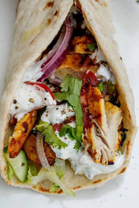 Shwarma Chicken Pitas, Chicken Shawarma Meal Prep, Chicken Swarma Ideas, Homemade Chicken Wraps Recipe, Rotisserie Chicken Shawarma, Easy Swarma Chicken Recipe, Chicken Schwarma Wrap, Schwarma Chicken Bowls, Chicken Thigh Wraps