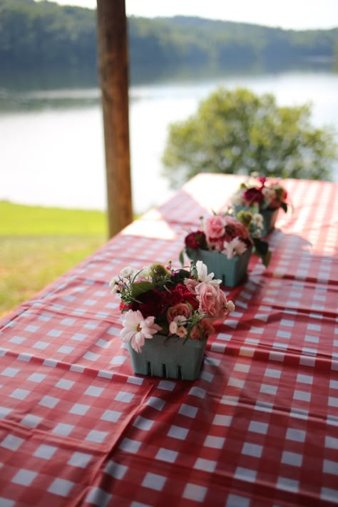 Flowers In Berry Baskets, Berry First Birthday Flower Arrangement, Berry First Birthday Party Balloons, Strawberry 1st Birthday Party Food, Berry Sweet Table Decor, Strawberry Themed Tablescape, Berry Sweet One Centerpieces, Berry First Birthday Cake Table, Very Berry Birthday Party