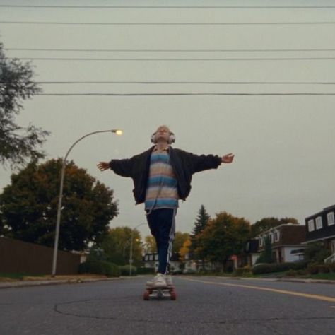 Mommy (2014) dir. Xavier Dolan Mommy Film, Mommy Xavier Dolan, Mommy 2014, Mommy Movie, Xavier Dolan, Skater Aesthetic, Image Film, Wallpaper Collage, Movie Shots