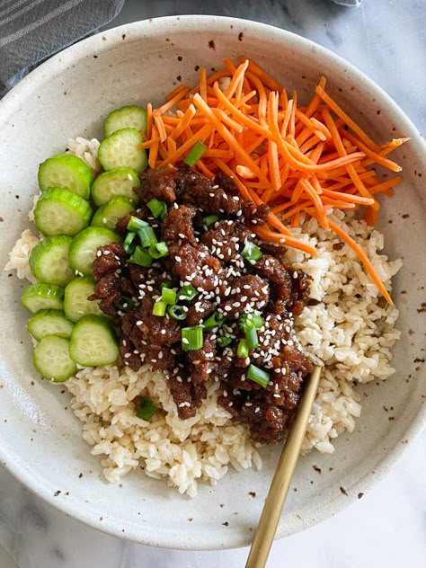 Korean Sweet "Beef" Bowl - WINNIESBALANCE Rice Cauliflower, Korean Beef Bowl, The Cozy Cook, Bowls Dinner, Cozy Cook, Fry Noodles, Beef Bowl, Beef Bowls, Korean Beef