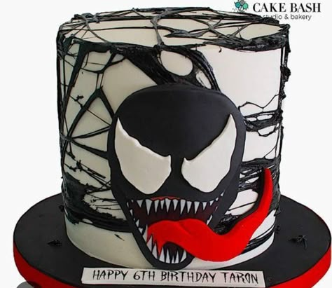 Venom Cake, Venom Party, Venom Birthday, Avengers Birthday Party Decorations, Spiderman Birthday Cake, Birthday Cake For Husband, Avenger Birthday Party, Spiderman Birthday Party, Boy Birthday Party Themes