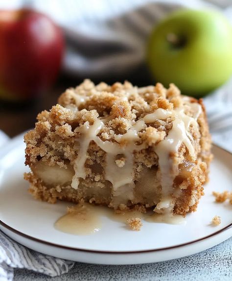 Apple Coffee Cake With Crumb Topping Recipe - Coffee Cake With Apples, Apple Crisp Coffee Cake, Coffee Cake With Crumb Topping, Apple Crumb Cake Recipe, Jewish Apple Cake, Crumb Topping Recipe, Apple Crumb Cake, Apple Coffee Cake, Apple Pie Bread