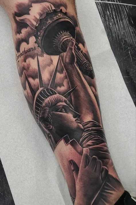 Liberty Statue Tattoo, Lady Liberty Tattoo, Statue Of Liberty Tattoo Design, Patriotic Tattoos Sleeve, We The People Tattoo, Statue Of Liberty Tattoo, Belle Tattoo, Liberty Tattoo, Usa Tattoo