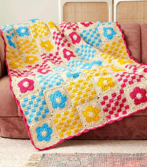 Crochet Blanket Cute, Crochet Thread Blanket, Crochet Blanket Colorful, Mcm Crochet Blanket, Funky Crochet Blanket, Crochet Spring Blanket, Toddler Crochet Blanket, Max Scarf, Crochet Checkered Blanket