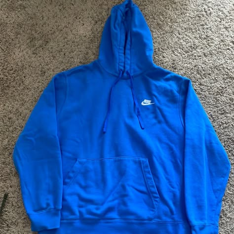 Never Worn Men’s Blue Nike Pullover Hoodie. Very Comfortable And Lightweight. Hoodies For Christmas List, Light Blue Nike Hoodie, Nike Hoodie Colors, Nike Blue Hoodie, Nike Hoodies, Blue Nike Hoodie, Blue Hoodie Men, Nike Pullover Hoodie, Cute Nike Outfits