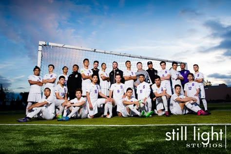 Sequoia high school boys soccer team still light studios burlingame amazing sports photography Soccer Photo Ideas, Soccer Media Day, Soccer Photography Poses, Soccer Team Pictures, Team Picture Poses, Soccer Senior Pictures, Soccer Team Photos, Team Photo Ideas, Sports Team Photography