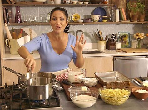 Lessons From Nona from CookingChannelTV.com Laura Vitale, Tv Chefs, Best Italian Recipes, Vegetable Pasta, Wellness Recipes, Food Channel, Cooking Channel, Meatloaf Recipes, Top Recipes