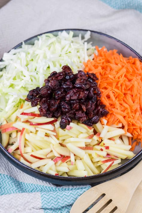 Apple Cranberry Coleslaw, Cranberry Coleslaw, Apple Coleslaw Recipe, Cold Slaw, Apple Coleslaw, Coleslaw Recipes, Greek Yogurt Dressing, Coleslaw Recipe Easy, Coleslaw Salad