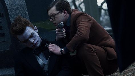 Gotham Jerome Valeska, Gotham Jerome, Joker Gotham, Jerome And Jeremiah Valeska, Valeska Twins, Jerome Gotham, Jerome And Jeremiah, Gotham Characters, Gotham Tv Series