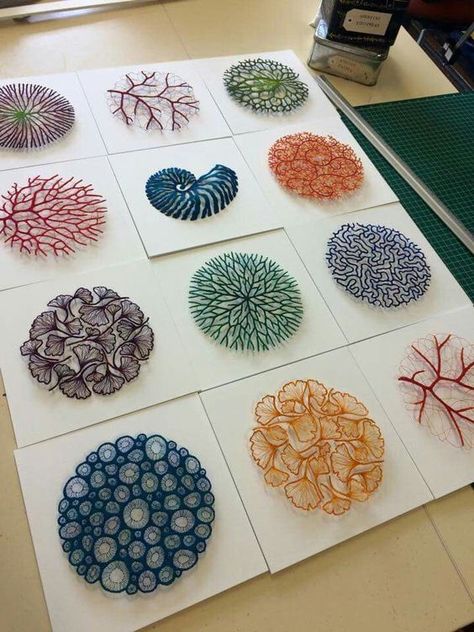 Meredith Woolnough Meredith Woolnough, فن النسيج, A Level Textiles, Stitching Projects, Textiles Artwork, Flowers Painted, Bio Art, زجاج ملون, Paper Work