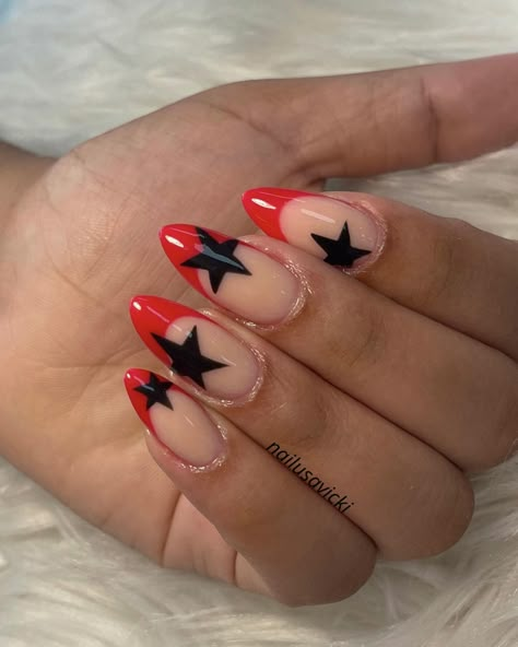 Happy Grad weekend to all the 🐺❤️🖤🎓 . . UNC GRADS, YOU’RE NEXT! SEE Y’ALL SOON🥰 . . #nails #nailusa #nailart #naildesign #nailsofInstagram #naildesigns #nailsoftheday #naildesignsideas #acrylic #acrylicnails #raleigh #durham #raleighnails #trend #trendynails #springnails #summernails #funnails #colorfulnails #graduation #graduationnails Uga Nails Design, Cheerleading Nails Designs, Texas Tech Nails, Clancy Makeup, Clancy Nails, Cheerleader Nails, Uga Nails, Formula One Nails, Cheerleading Nails