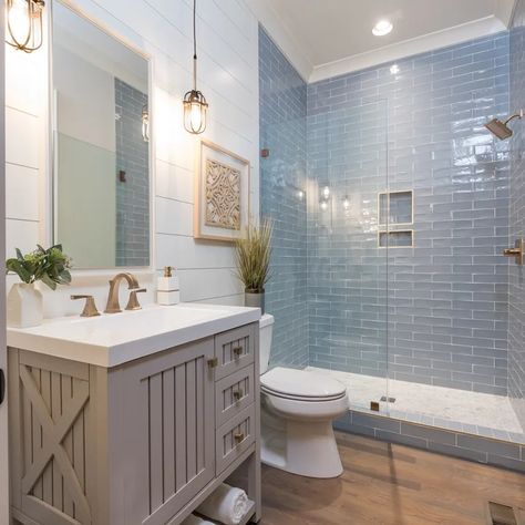 75 Blue Tile Bathroom Ideas You'll Love - October, 2023 | Houzz Beachy Bathroom, Blue Bathroom Tile, Guest Ideas, Beach House Bathroom, Beachfront Decor, French Country Bathroom, Shabby Chic Design, Bathroom Farmhouse, Beach Bathroom