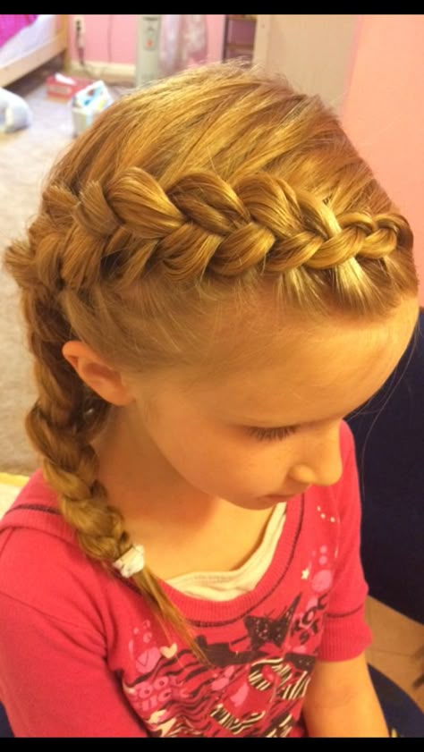 Elsa Braids For Kids, Girls Braided Hairstyles Kids White, Elsa Frozen Hairstyle, Elsa Braid Kids, Elsa Hairstyle Kids, Frozen Hairstyles, Braid Front Of Hair, Elsa Braid, Eva Hair