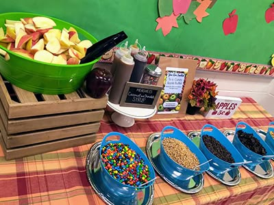 Teacher Christmas Gifts From Pto, Fall Staff Appreciation Ideas, Sunshine Cart, Teacher Luncheon Ideas, Teacher Appreciation Breakfast, Appreciation Week Themes, Appreciation Themes, Teacher Appreciation Lunch, Teacher Appreciation Week Themes