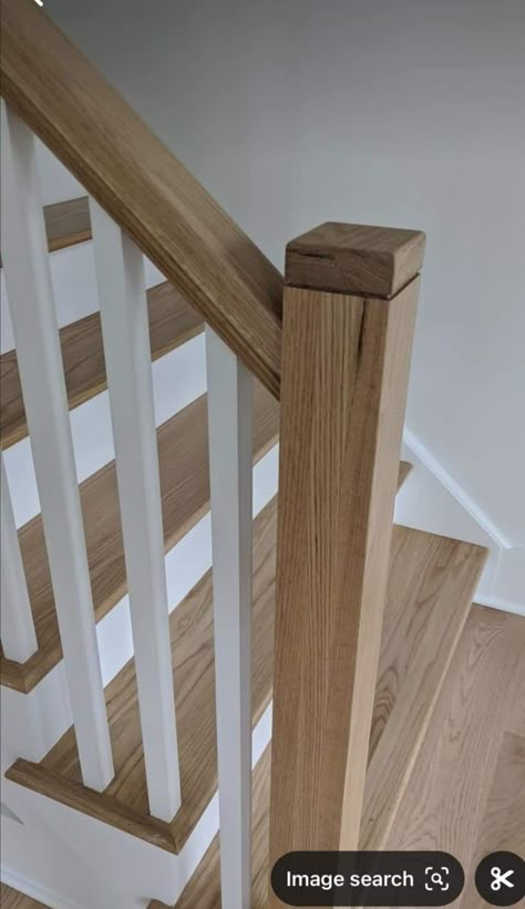 Stair Railing Design Wood, Simple Wood Railings For Stairs, Stair Bannister Ideas Wood, Wooden And White Bannister, Stair Railing Wooden Design, Simple Stair Railings Wood, Scandinavian Railing Stairs, White Spindles Staircase, Stair Baluster Ideas Wood