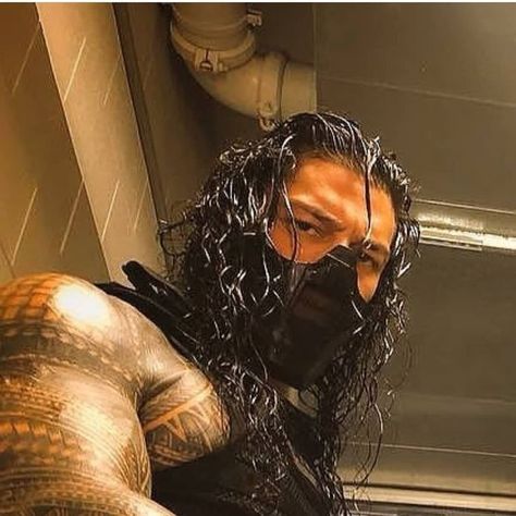 Roman Reigns Pfp, Roman Reigns Aesthetic, Samoan Men, Roman Reigns Tattoo, Roman Reigns Shirtless, Roman Reigns Smile, Roman Reigns Wwe Champion, Joe Anoaʻi, Wwe Superstar Roman Reigns