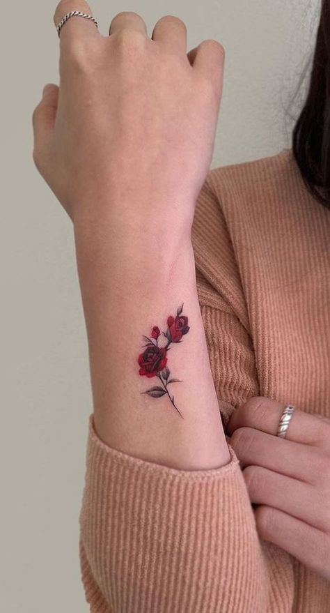 Feed Your Ink Addiction With 50 Of The Most Beautiful Rose Tattoo Designs For Men And Women|#tattoo #handtattoo #tattoos #rosetattoo #tattoorose 122 Minimalist Rose Tattoo, Coloured Rose Tattoo, Colorful Rose Tattoos, Miniature Tattoos, Yellow Rose Tattoos, Side Wrist Tattoos, Rose Flower Tattoos, Rose Hand Tattoo, Petit Tattoo