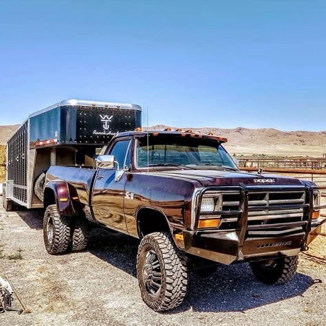 First Gen Cummins, 1st Gen Dodge, First Gen Dodge, Dodge 300, 1st Gen Cummins, Dodge Diesel Trucks, Flight Nurse, Old Dodge Trucks, Country Trucks