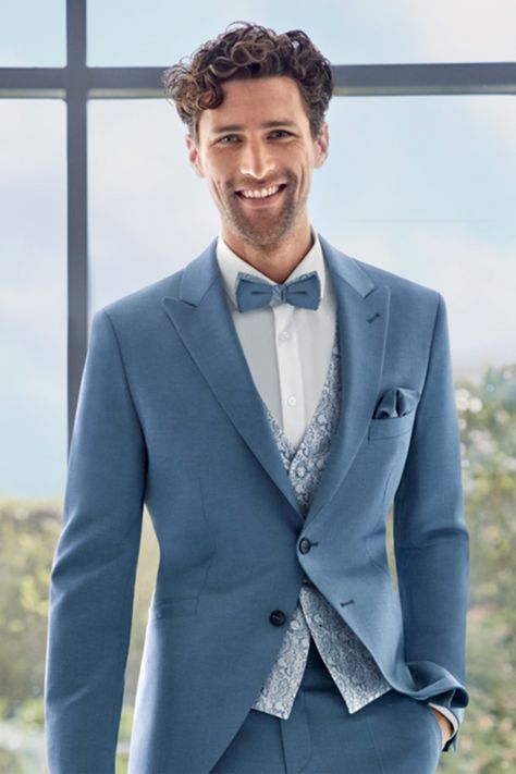 Credit to owner not mine Dusty Blue Tuxedo, Blue Tuxedo Wedding, Blue Wedding Suit, Blue Groomsmen Suits, Light Blue Vest, Blue Groomsmen, Blue Tuxedo, Dark Blue Suit, Blue Suit Wedding