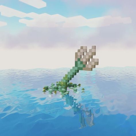 Minecraft Mega Builds Ocean, Minecraft Underwater Statue, Minecraft Trident Enchantments, Minecraft Poseidon Statue, Minecraft Sea House Ideas, Trident Enchantments Minecraft, Turtle Island Minecraft, Sea Castle Minecraft, Minecraft Underwater Builds Ideas