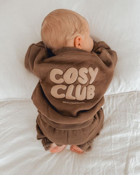 Cosy Club Series 2 arrives NEXT WEEK 😍 This cutie wears the original puff print series. The logos and styles in series 2 have had a refresh ✨ (If you like teddy then you’re in the right place 😏🧸) We’re also mixing up the colours, and we’re expanding our size range to be more inclusive for adults and kids 🥳 Standby for an epic giveaway coming soon to celebrate our biggest Mama + Mini release TO DATE! 🙌 It’s time to get excited 🥲 • • • • • • #skylaroseco #cosyclub #comingsoon #winterfashion ... Newborn Outfit Ideas, Cool Baby Outfits, Coming Home Outfit For Boy, Newborn Outfits Boy, Baby Boy Summer Outfits, New Born Clothes, Newborn Baby Boy Outfits, Giveaway Coming Soon, Puff Print Hoodie