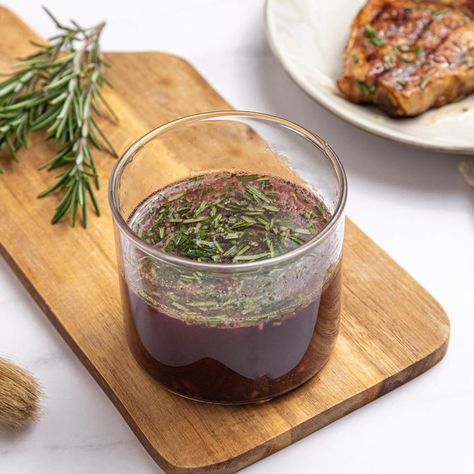 Rosemary-Red Wine Marinade Red Wine Marinade, Wine Marinade, Rosemary Recipes, Easy Breakfast Brunch, Marinated Chicken Thighs, Dessert Smoothie, Lunch Appetizers, Like Chicken, Healthy Herbs