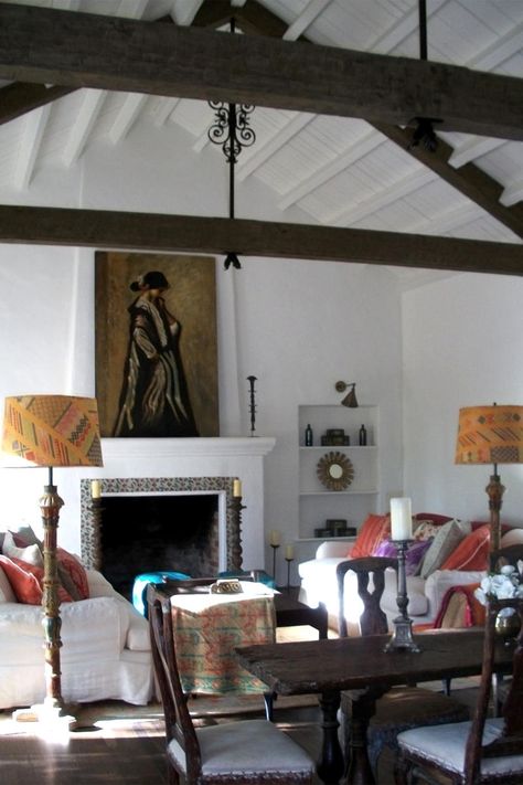 Kathryn Ireland Kelly Harmon, Kathryn Ireland, Bohemian Rooms, Country Luxe, Room Country, Spanish Hacienda, Spanish Decor, Kathy Ireland, Spanish Style Homes