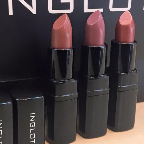 Inglot - 405_411 e 217 Inglot Lipstick, Inglot Makeup, Dior Eyeshadow, Makeup Tools Products, Makeup Nude, Maybelline Lipstick, Lipstick Kit, Lip Palette, Types Of Makeup