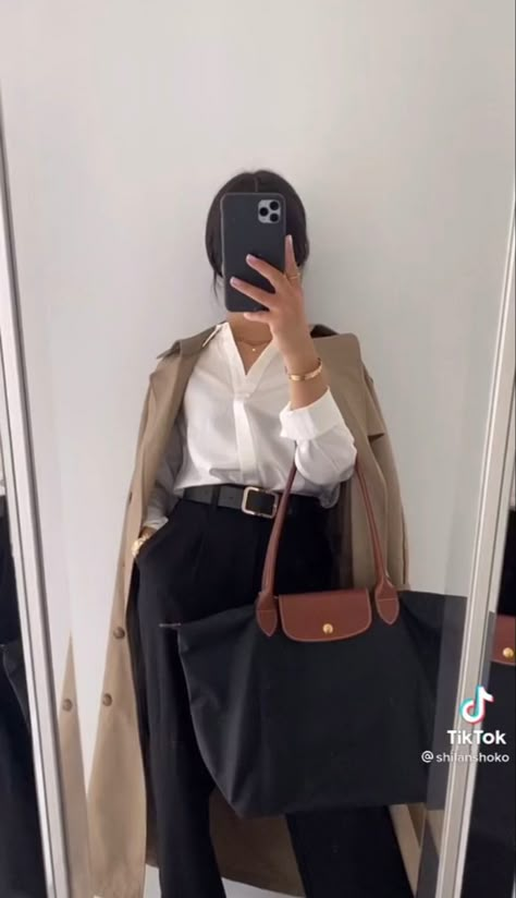 Longchamp Aesthetic, Le Pliage Outfit, Longchamp Bag Outfit, Longchamp Le Pliage Outfit, Longchamp Outfit, Long Champ, Longchamp Bag, Fashion Fits, Professional Outfits