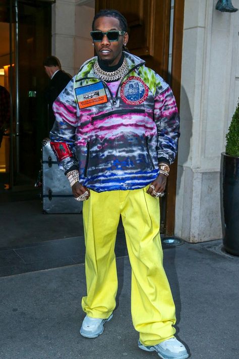 Offset wears yellow pants in Paris Offset Outfits Rapper, Offset Outfit, Offset Fashion, Real Streetwear, Offset Rapper, Rappers Outfits, Offset Style, Rap Clothes, Yellow Pants Outfit