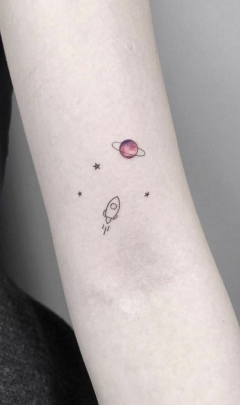 Tattoos For Space Lovers, Mini Space Tattoo, Spaceship Tattoo Design, Small Rocket Tattoo, Tattoo Ideas Space, Aesthetic Planets, Astronomy Tattoos, Rocket Ship Tattoo, Unforgettable Tattoo