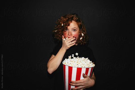 Popcorn Photoshoot Ideas, Cinema Shoot, Someone Eating Popcorn, Popcorn Photoshoot, Popcorn Asthetic Picture, Popcorn Pictures, Popcorn Aesthetic Movie, Indian Hairstyles Men, Popcorn Photo