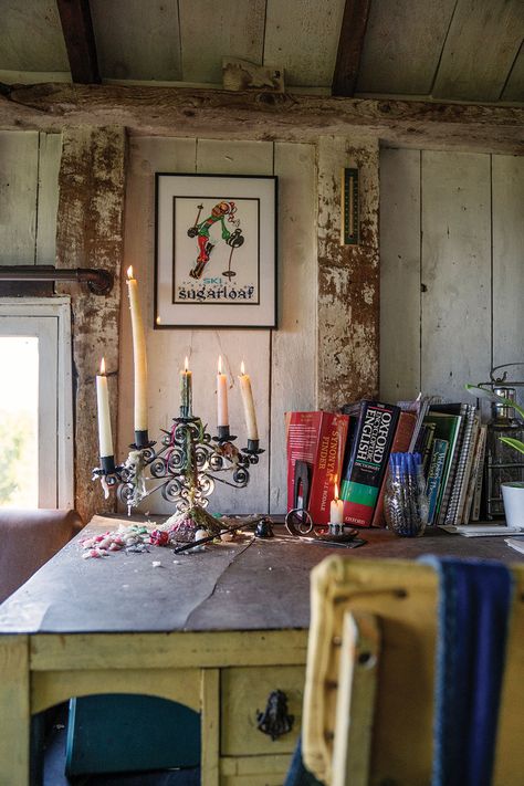 For Nearly Two Decades, He's Toted This Writing Cabin Around Writing Cabin, Terra Cotta And Blue, Garden Shed Interiors, Rustic Beach House, Maine Homes, Witchy House, Pine Cabin, Cottage Tiny House, Shiplap Ceiling